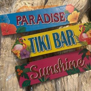 Luau Party Decor Supplies - Paradise Tiki Bar Directional Sign